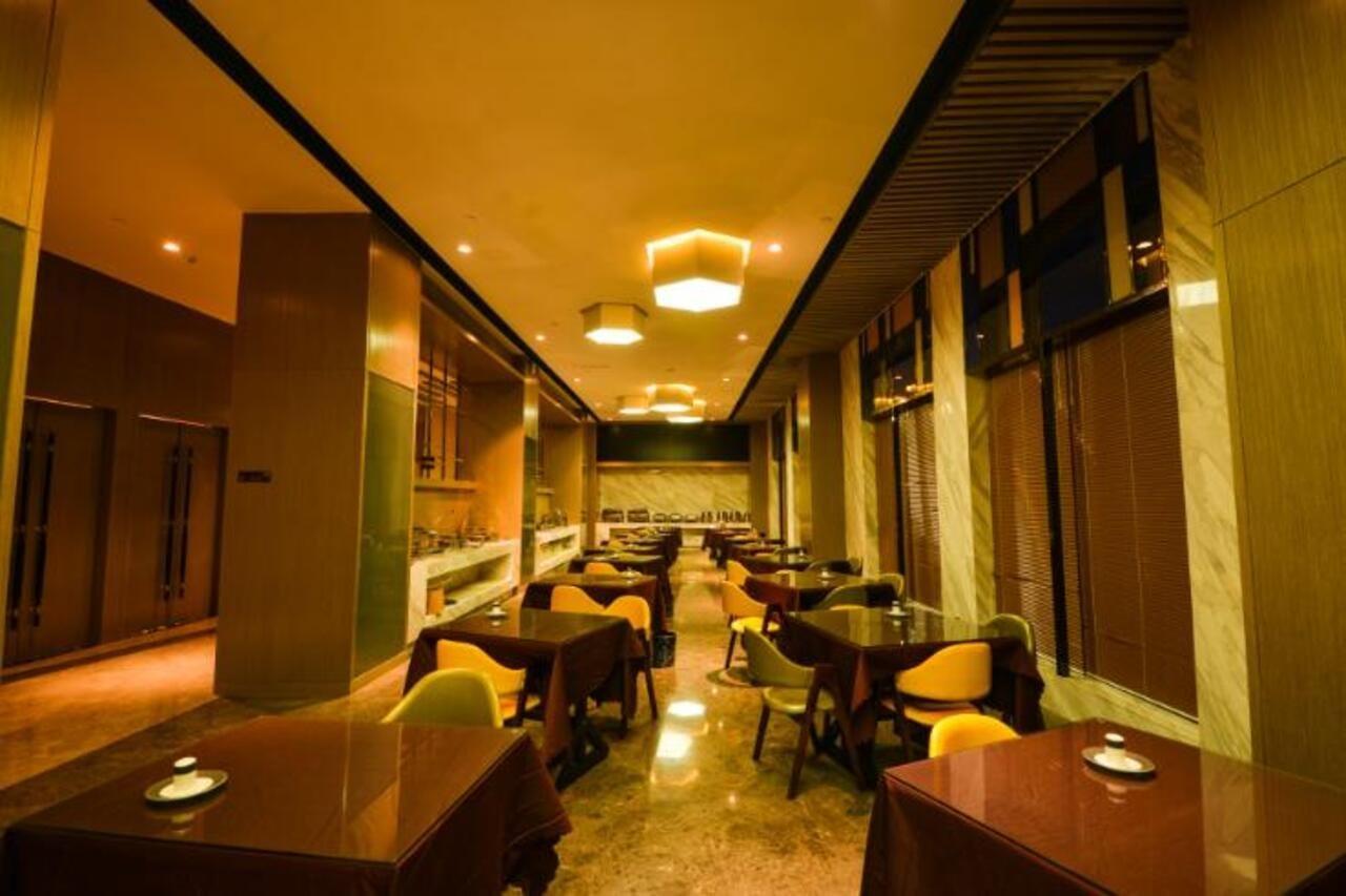 Holiday Inn Express Lhasa Potala Palace, An Ihg Hotel Ngoại thất bức ảnh