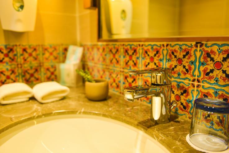 Holiday Inn Express Lhasa Potala Palace, An Ihg Hotel Ngoại thất bức ảnh