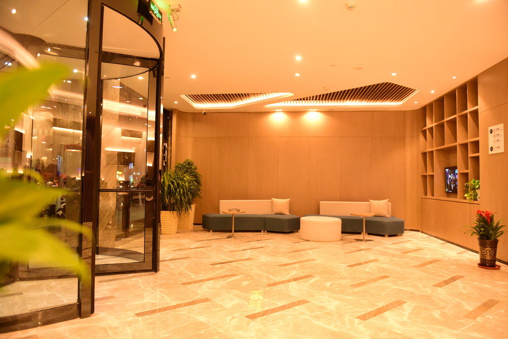 Holiday Inn Express Lhasa Potala Palace, An Ihg Hotel Ngoại thất bức ảnh