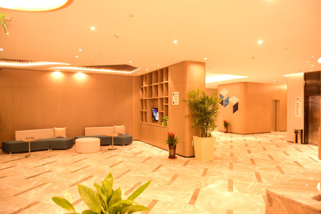 Holiday Inn Express Lhasa Potala Palace, An Ihg Hotel Ngoại thất bức ảnh